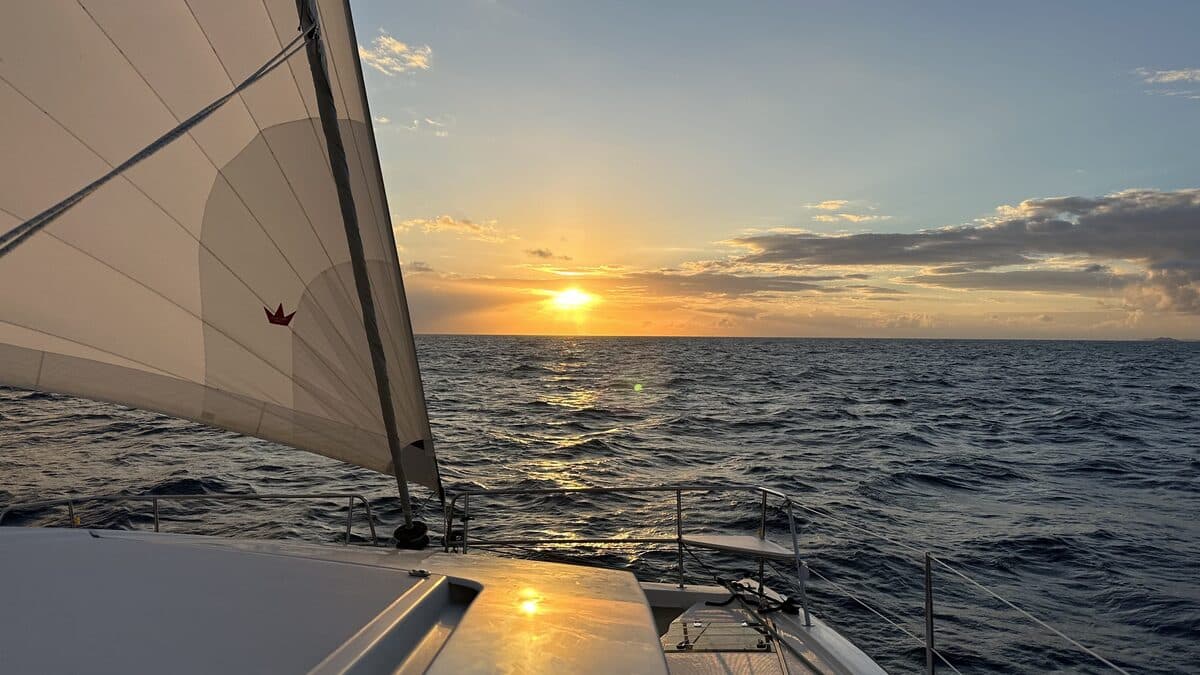 Catamaran Zephyr